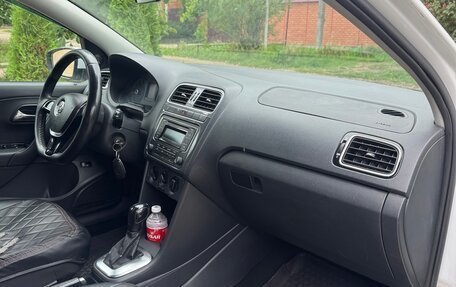 Volkswagen Polo VI (EU Market), 2017 год, 855 000 рублей, 10 фотография