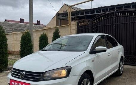 Volkswagen Polo VI (EU Market), 2017 год, 855 000 рублей, 2 фотография