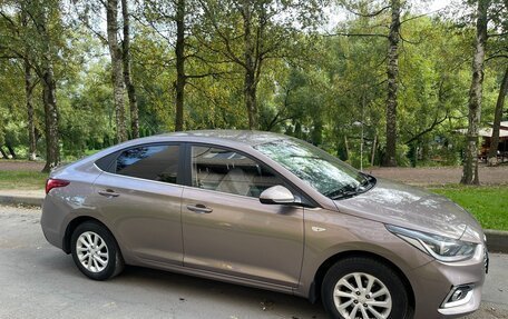Hyundai Solaris II рестайлинг, 2018 год, 1 650 000 рублей, 4 фотография