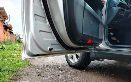 Lexus RX II рестайлинг, 2005 год, 1 350 000 рублей, 21 фотография