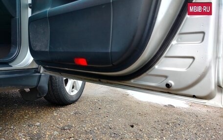 Lexus RX II рестайлинг, 2005 год, 1 350 000 рублей, 14 фотография