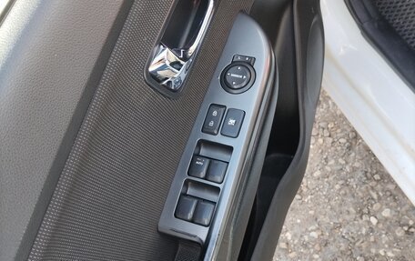 KIA Rio III рестайлинг, 2012 год, 680 000 рублей, 5 фотография