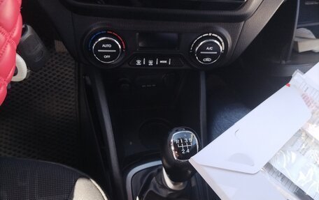 KIA Rio III рестайлинг, 2012 год, 680 000 рублей, 6 фотография