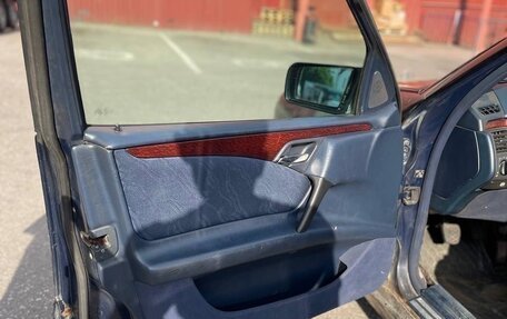 Mercedes-Benz E-Класс, 1995 год, 199 000 рублей, 7 фотография