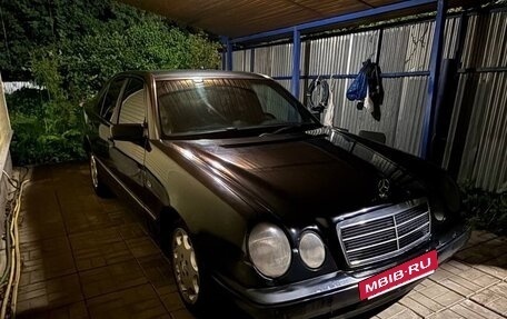 Mercedes-Benz E-Класс, 1995 год, 199 000 рублей, 12 фотография