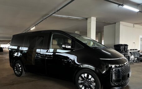 Hyundai Staria, 2021 год, 5 100 000 рублей, 3 фотография