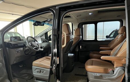 Hyundai Staria, 2021 год, 5 100 000 рублей, 14 фотография