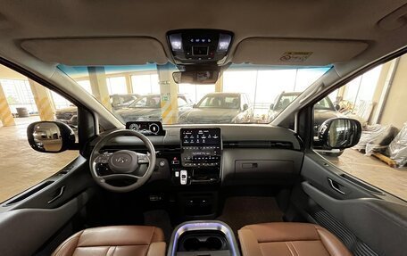 Hyundai Staria, 2021 год, 5 100 000 рублей, 24 фотография