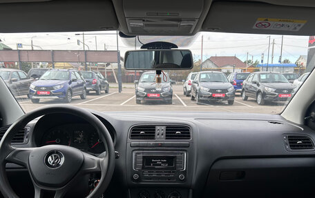 Volkswagen Polo VI (EU Market), 2019 год, 1 300 000 рублей, 2 фотография