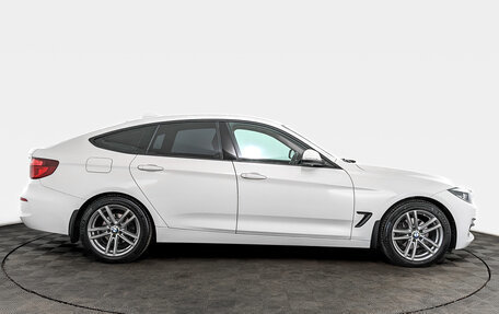BMW 3 серия, 2019 год, 3 100 000 рублей, 4 фотография