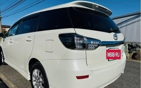 Toyota Wish II, 2015 год, 1 246 000 рублей, 8 фотография