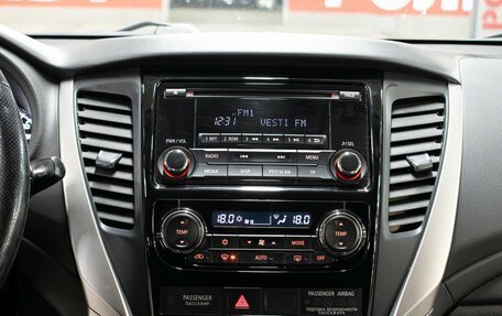 Mitsubishi Pajero Sport III рестайлинг, 2017 год, 2 849 000 рублей, 14 фотография