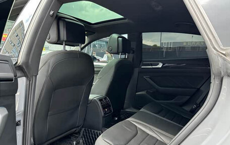 Volkswagen Passat CC, 2021 год, 2 600 000 рублей, 10 фотография