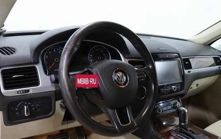 Volkswagen Touareg III, 2012 год, 2 000 000 рублей, 11 фотография