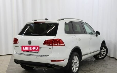 Volkswagen Touareg III, 2012 год, 2 000 000 рублей, 4 фотография