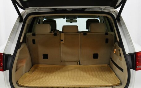 Volkswagen Touareg III, 2012 год, 2 000 000 рублей, 22 фотография