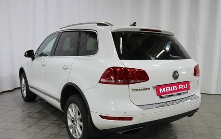Volkswagen Touareg III, 2012 год, 2 000 000 рублей, 6 фотография
