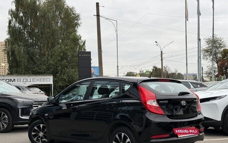 Hyundai Solaris II рестайлинг, 2015 год, 1 099 000 рублей, 6 фотография