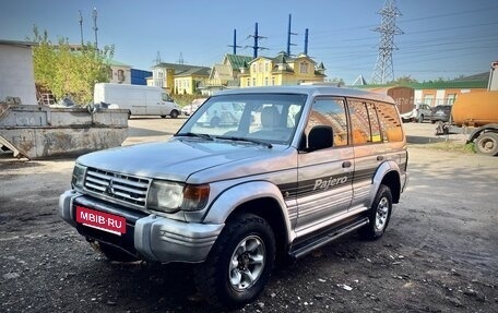 Mitsubishi Pajero III рестайлинг, 1997 год, 450 000 рублей, 2 фотография