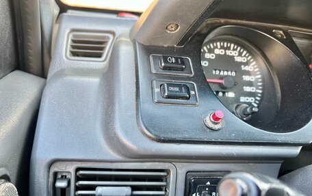 Mitsubishi Pajero III рестайлинг, 1997 год, 450 000 рублей, 27 фотография