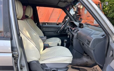 Mitsubishi Pajero III рестайлинг, 1997 год, 450 000 рублей, 20 фотография