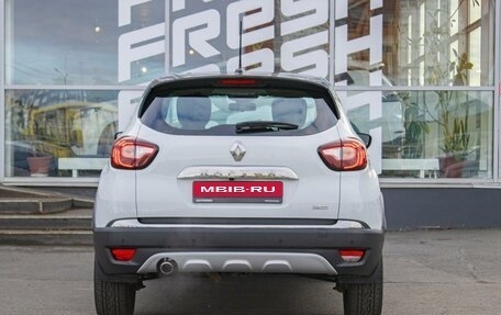 Renault Kaptur I рестайлинг, 2021 год, 1 870 000 рублей, 4 фотография
