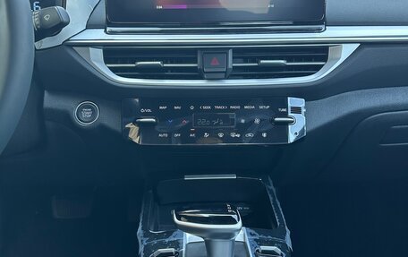 KIA K3, 2024 год, 2 810 000 рублей, 24 фотография