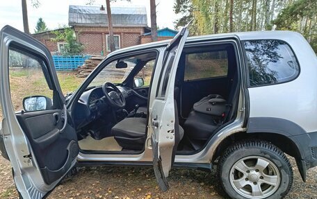 Chevrolet Niva I рестайлинг, 2013 год, 540 000 рублей, 8 фотография