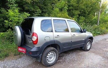 Chevrolet Niva I рестайлинг, 2016 год, 695 000 рублей, 9 фотография