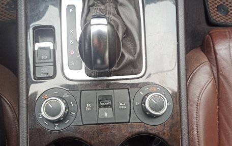 Volkswagen Touareg III, 2011 год, 2 300 000 рублей, 5 фотография