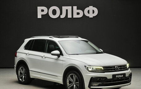 Volkswagen Tiguan II, 2019 год, 2 430 000 рублей, 1 фотография