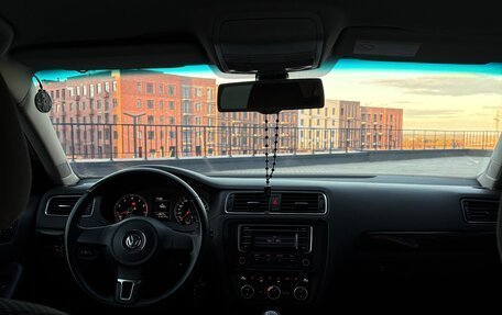 Volkswagen Jetta VI, 2014 год, 910 000 рублей, 8 фотография