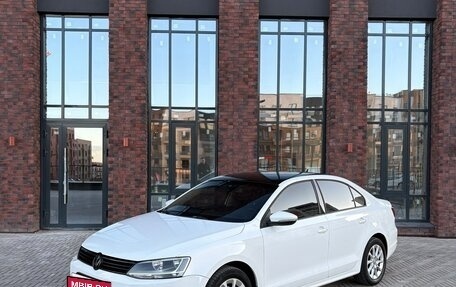 Volkswagen Jetta VI, 2014 год, 910 000 рублей, 3 фотография