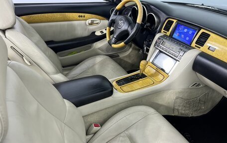 Lexus SC II рестайлинг, 2004 год, 1 599 000 рублей, 16 фотография