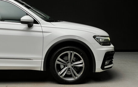Volkswagen Tiguan II, 2019 год, 2 430 000 рублей, 7 фотография