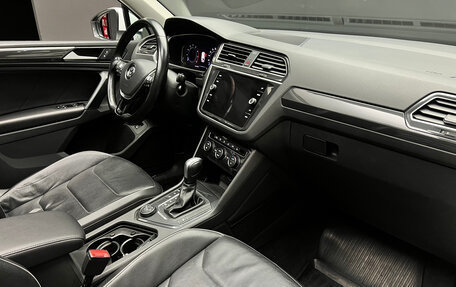 Volkswagen Tiguan II, 2019 год, 2 430 000 рублей, 22 фотография