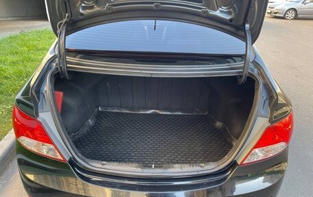 Hyundai Solaris II рестайлинг, 2011 год, 1 200 000 рублей, 15 фотография