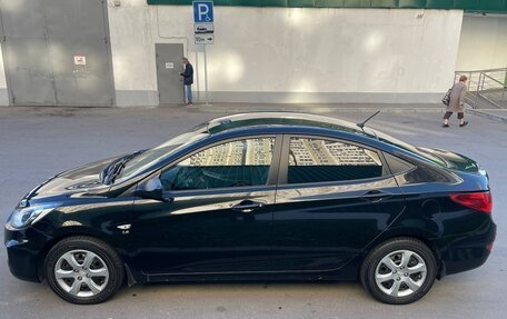 Hyundai Solaris II рестайлинг, 2011 год, 1 200 000 рублей, 12 фотография