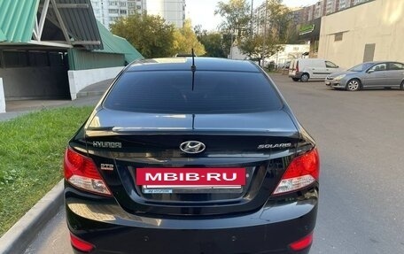 Hyundai Solaris II рестайлинг, 2011 год, 1 200 000 рублей, 2 фотография