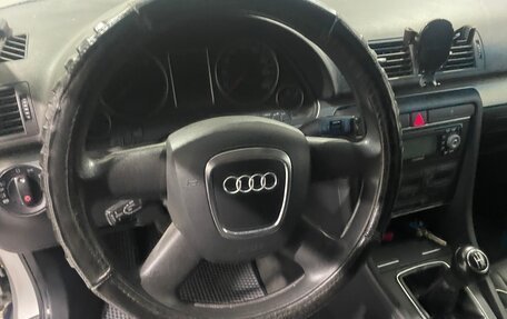 Audi A4, 2005 год, 650 000 рублей, 15 фотография