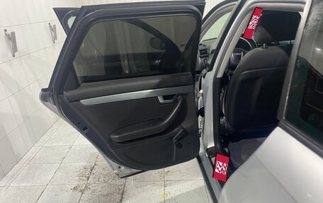 Audi A4, 2005 год, 650 000 рублей, 12 фотография