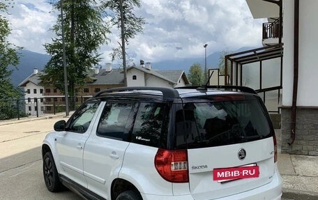 Skoda Yeti I рестайлинг, 2017 год, 1 700 000 рублей, 4 фотография