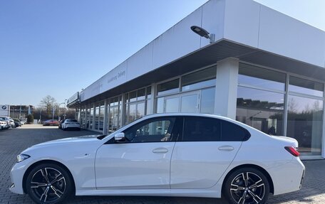 BMW 3 серия, 2022 год, 2 880 000 рублей, 4 фотография