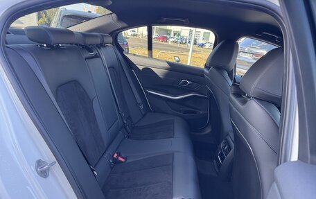 BMW 3 серия, 2022 год, 2 880 000 рублей, 16 фотография