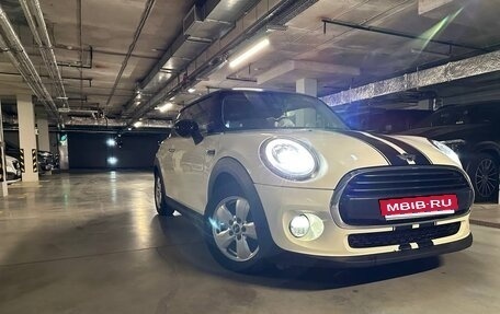 MINI Hatch, 2016 год, 1 770 000 рублей, 1 фотография
