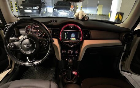 MINI Hatch, 2016 год, 1 770 000 рублей, 7 фотография