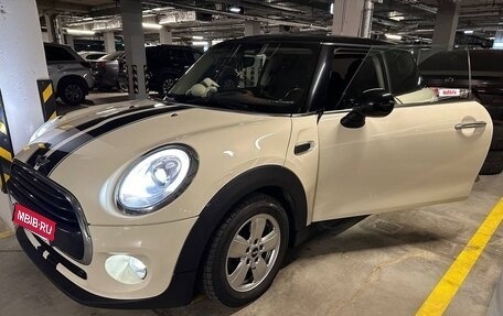 MINI Hatch, 2016 год, 1 770 000 рублей, 4 фотография