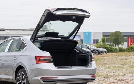 Skoda Superb, 2025 год, 2 480 000 рублей, 9 фотография