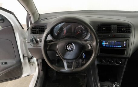 Volkswagen Polo VI (EU Market), 2019 год, 549 000 рублей, 13 фотография