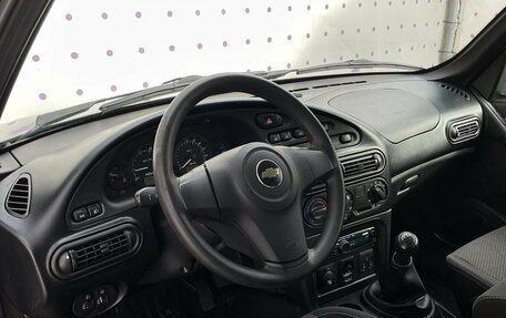 Chevrolet Niva I рестайлинг, 2018 год, 850 000 рублей, 15 фотография